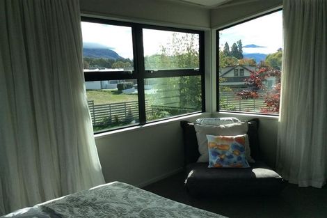 Photo of property in 22 Kelliher Drive, Wanaka, 9305