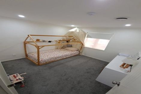 Photo of property in 17 Warbler Crescent, Papakura, 2110