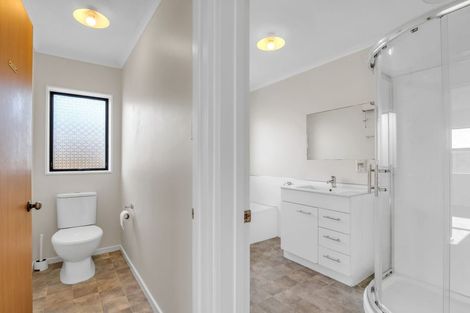 Photo of property in 28 Freyberg Street, Roslyn, Palmerston North, 4414