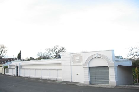 Photo of property in 27 Thompson Road, Bluff Hill, Napier, 4110