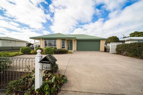 Photo of property in 140 Waihi Road, Hawera, 4610