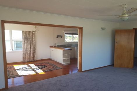 Photo of property in 187 Omata Road, Blagdon, New Plymouth, 4310