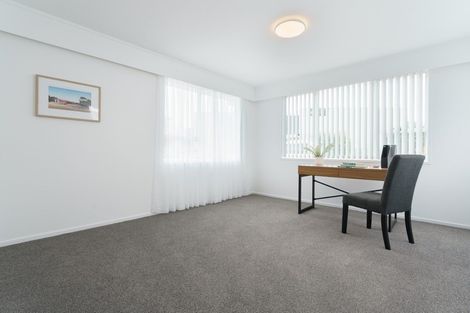 Photo of property in 14 Girven Road, Mount Maunganui, 3116