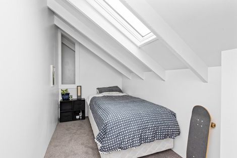 Photo of property in 69 Lipscombe Crescent, Havelock North, 4130