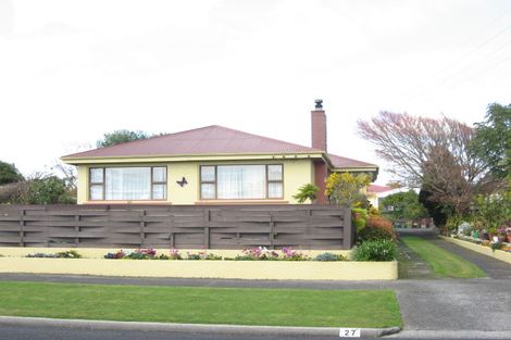 Photo of property in 27 Davies Road, Hurdon, New Plymouth, 4310