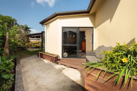 Photo of property in 22 Madeleine Terrace, Papamoa Beach, Papamoa, 3118
