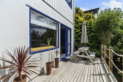 Photo of property in 7 Butlers Lane, Oakura, 4314