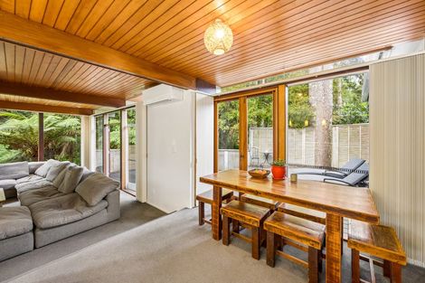 Photo of property in 7 Waima Crescent, Titirangi, Auckland, 0604