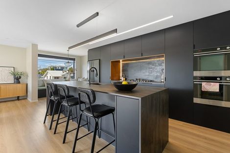 Photo of property in 10 Newton Street, Fitzroy, New Plymouth, 4312