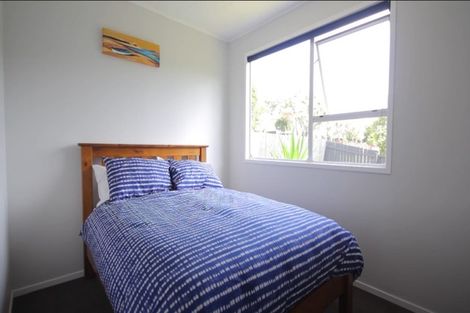 Photo of property in 103 Lynn Road, Bayview, Auckland, 0629