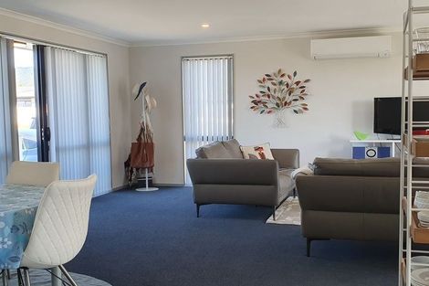 Photo of property in 9 Mckerrow Place, Featherston, 5710