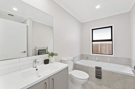 Photo of property in 71 Belmont Road, Pukekohe, 2120