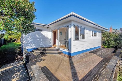 Photo of property in 55 Sturges Road, Henderson, Auckland, 0612