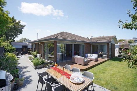 Photo of property in 2/121 Barrington Street, Somerfield, Christchurch, 8024