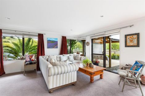 Photo of property in 42 Westminster Glen, Matakana, Warkworth, 0985