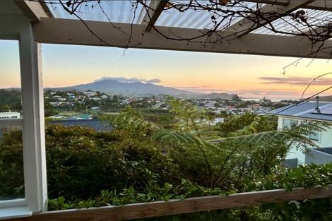 Photo of property in 8a Government Road, Raglan, 3225