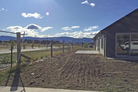 Photo of property in 66 Obelisk Street, Wanaka, 9305