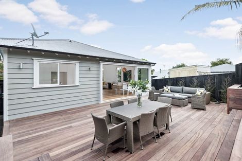 Photo of property in 27 Beaconsfield Street, Grey Lynn, Auckland, 1021