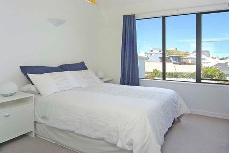 Photo of property in 80 Beacon Hill Road, Strathmore Park, Wellington, 6022