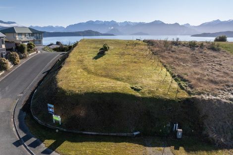 Photo of property in 19 Muriwai Drive, Manapouri, 9679