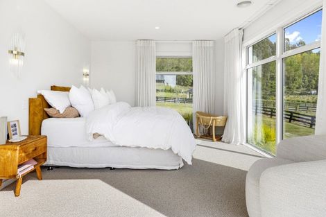 Photo of property in 13 Lochinvar Lane, Acacia Bay, Taupo, 3385