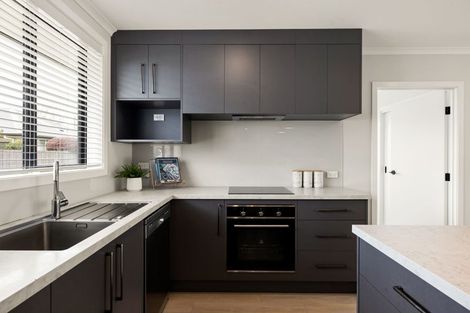 Photo of property in 2/13 Walmsley Street, Kihikihi, Te Awamutu, 3800