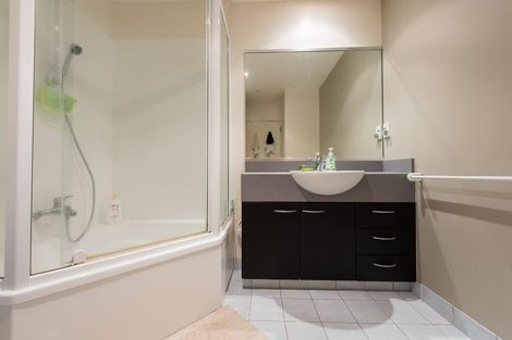 Photo of property in St Peters Apartments, 10c/192 Willis Street, Te Aro, Wellington, 6011