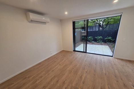 Photo of property in 2/15 Donald Place, St Albans, Christchurch, 8014