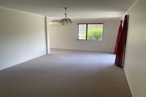 Photo of property in 25c Dolphin Parade, Bell Block, New Plymouth, 4312