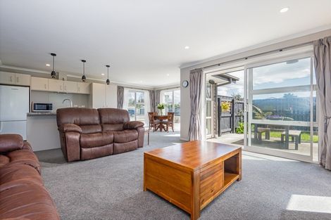 Photo of property in 1 Brigidine Place, Pahiatua, 4910