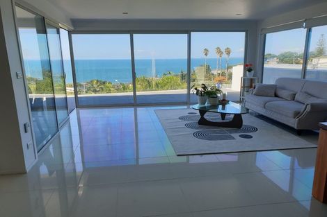 Photo of property in 72 Churchill Road, Murrays Bay, Auckland, 0630