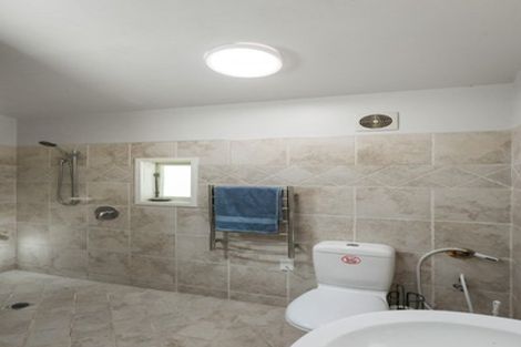 Photo of property in 300 Thames Coast Sh25 Road, Thornton Bay, Thames, 3575