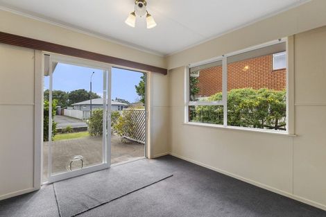 Photo of property in 7 Severn Place, Spotswood, New Plymouth, 4310