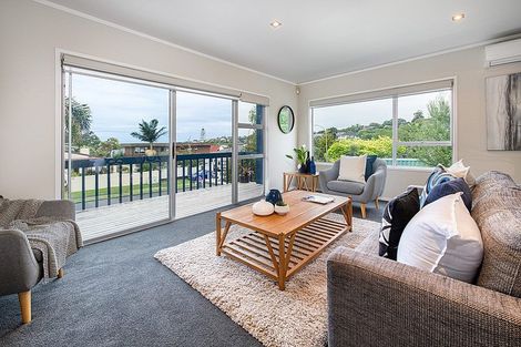 Photo of property in 30 Amante Crescent, Mairangi Bay, Auckland, 0630