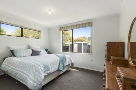 Photo of property in 2/18 Montgomery Street, Stokes Valley, Lower Hutt, 5019