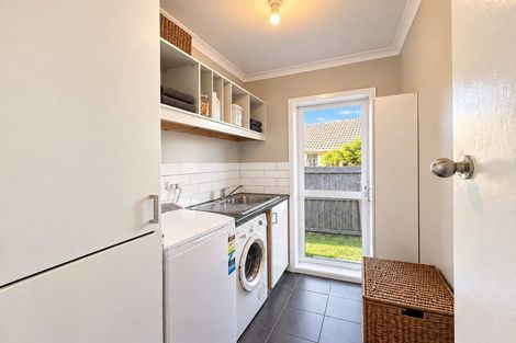 Photo of property in 17 Mortlake Street, Islington, Christchurch, 8042
