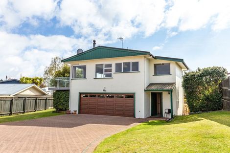 Photo of property in 8 Green Place, Richmond Heights, Taupo, 3330