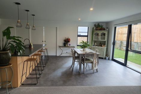 Photo of property in 49b Western Avenue, Omokoroa, 3172