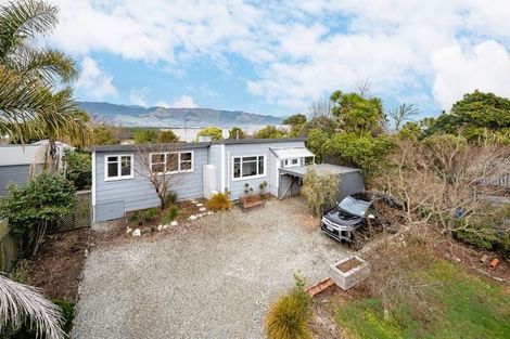 Photo of property in 17 Martin Street, Monaco, Nelson, 7011