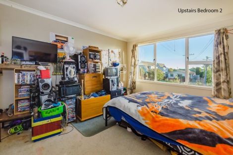 Photo of property in 19 Mahana Road, Paraparaumu Beach, Paraparaumu, 5032