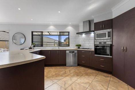 Photo of property in 33 Stamford Place, Ohauiti, Tauranga, 3112