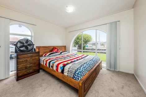 Photo of property in 4 Chichester Drive, Rosehill, Papakura, 2113