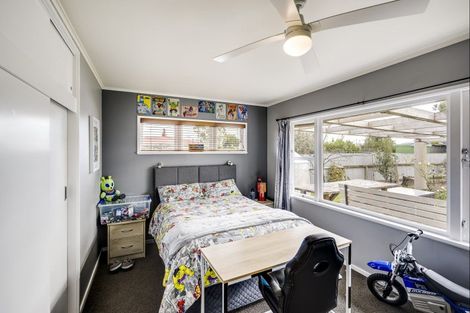 Photo of property in 10 Hastie Place, Onekawa, Napier, 4110