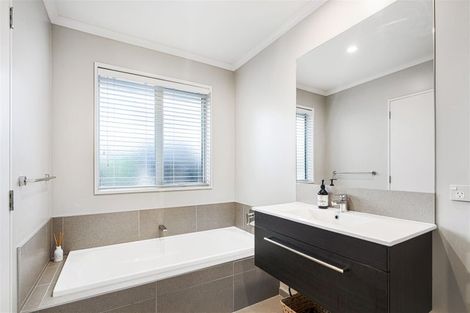 Photo of property in 18d Beaumont Drive, Rolleston, 7614