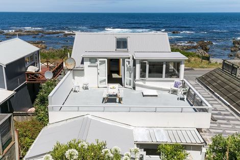 Photo of property in 156 Owhiro Bay Parade, Owhiro Bay, Wellington, 6023