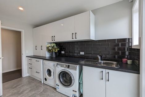 Photo of property in 29 Pacific View, Whitby, Porirua, 5024