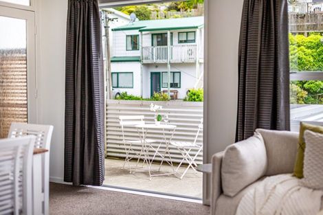 Photo of property in 6/126 Redwood Avenue, Tawa, Wellington, 5028