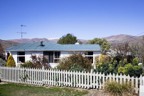 Photo of property in 214 Waitaki Drive West, Otematata, 9412