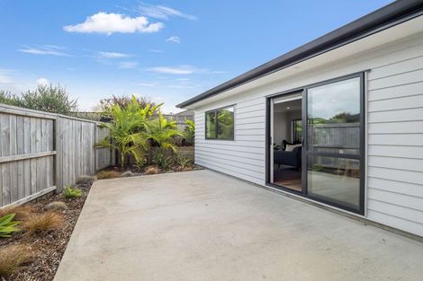 Photo of property in 13 Olney Court, One Tree Point, 0118