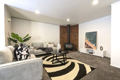 Photo of property in 8 Silva Crescent, Riverlea, Hamilton, 3216